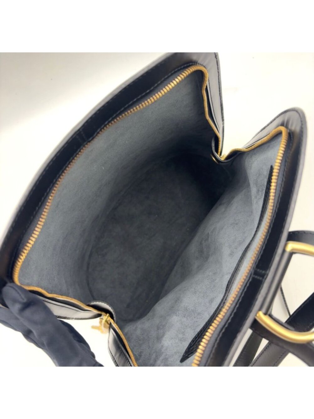 Louis Vuitton Gobelins Epi Noir Leather Black Backpack Gold - Picture 3 of 15